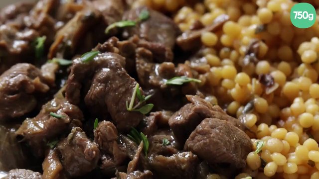 Sauté de bœuf aux cèpes séchés et vin blanc