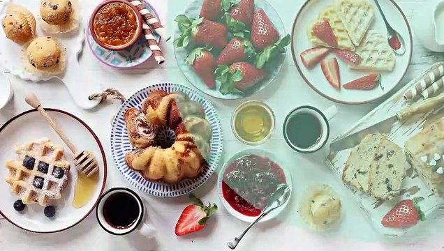 Charlotte au chocolat blanc et aux fraises