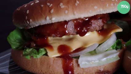 Hamburger maison sauce barbecue