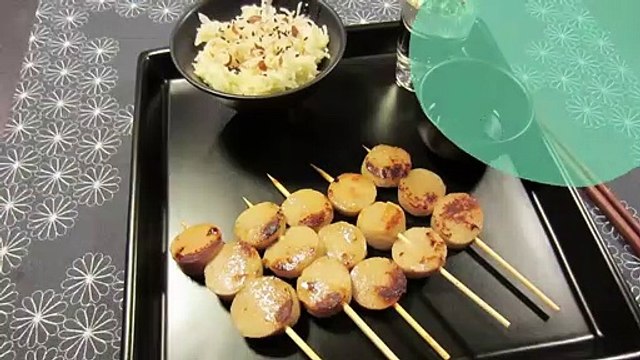 Yakitoris de boudin de Rethel caramélisé à la moutarde de Reims et salade crue de navets boulette de Bussy