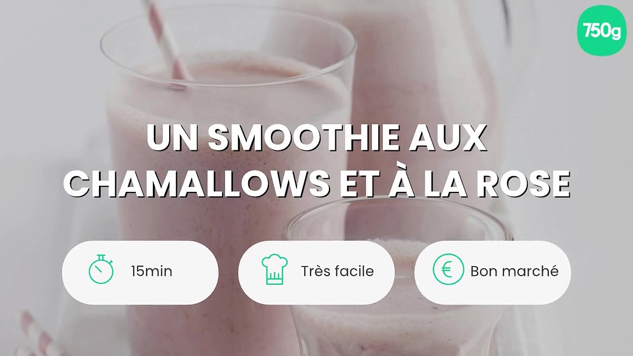Un smoothie aux chamallows et à la rose