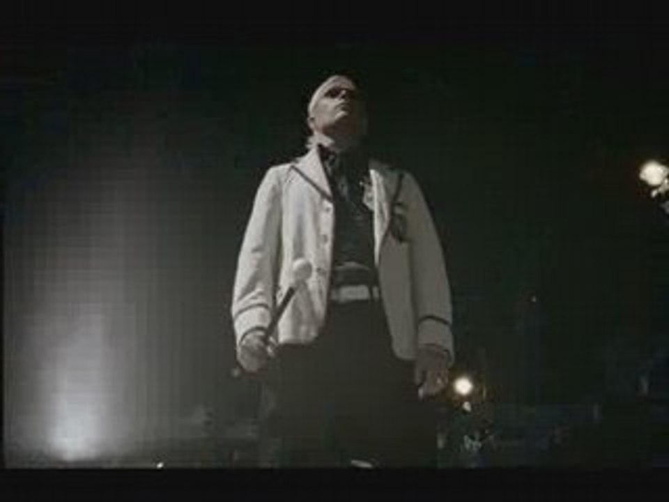 The prodigy  voodoo people (pendulum remix)