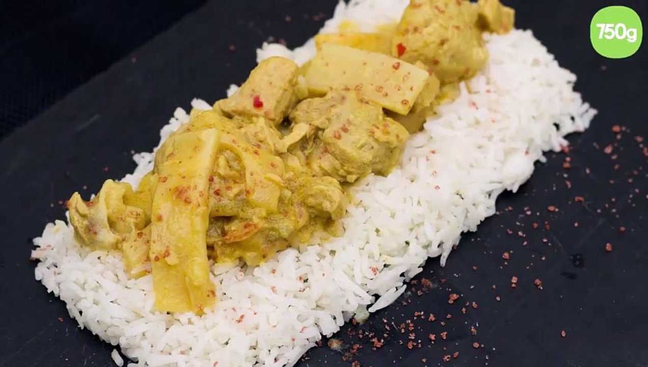 Sauté de porc aux pousses de bambou et lait de coco-ananas
