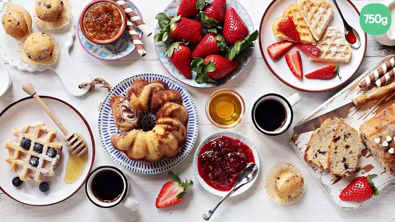 Petits gateaux moelleux aux fruits rouges