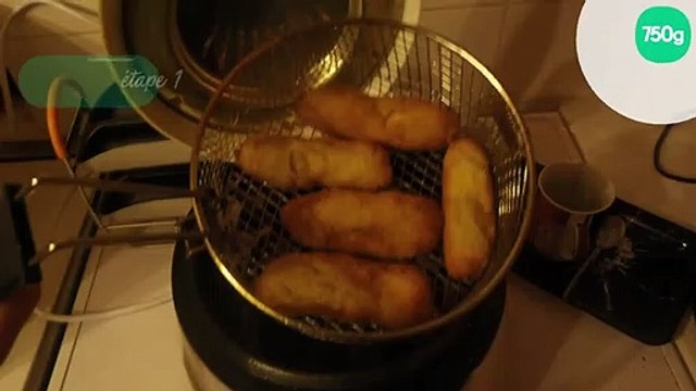 Croquettes de purée mousseline au curry et petits oignons