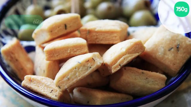 Petits sablés au parmesan et au thym