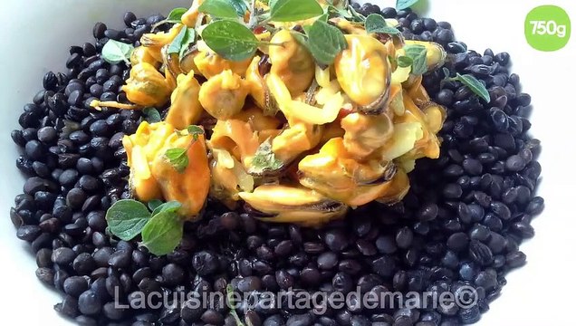 Moules lait de coco et lentilles beluga