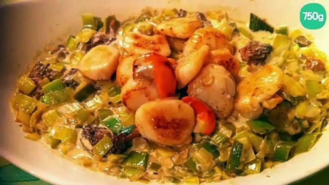 Noix de Saint-jacques et sa fondue de poireaux aux morilles