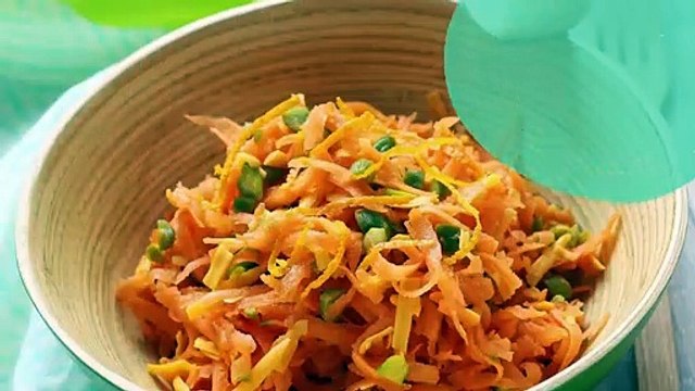 Salade toute orange de carottes râpées, mimolette et orange