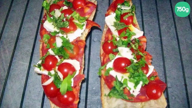 Tartines chorizo et chèvre