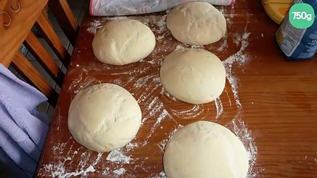 Pâte à pizza à la machine à pain