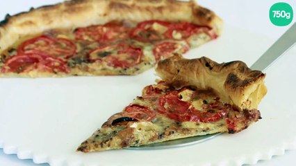 Tarte fine au brie, tomates & huile de noix Vierge