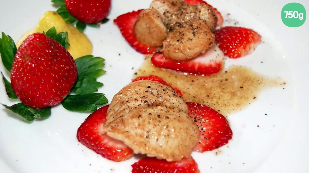 Testicules de dindon sur carpaccio de fraises