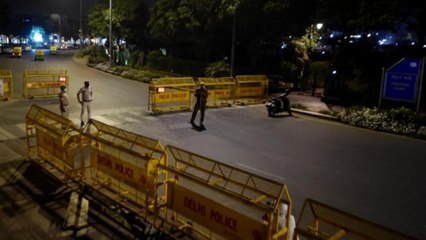 Deserted roads in Delhi as city observes night curfew