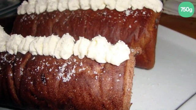 Gâteau roulé moelleux, mascarpone et cacao