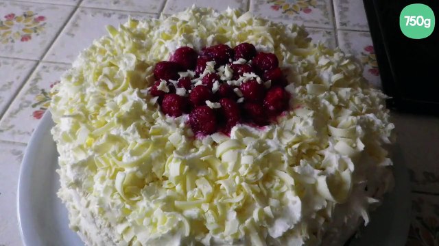 Gâteau aux framboises et chocolat blanc