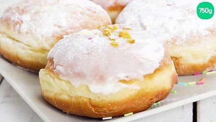 Beignets à la crème pâtissière