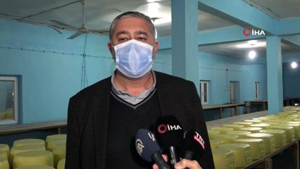 Yarım asırlık işletme sofraları süsleyen kaşar peyniri üretiyor