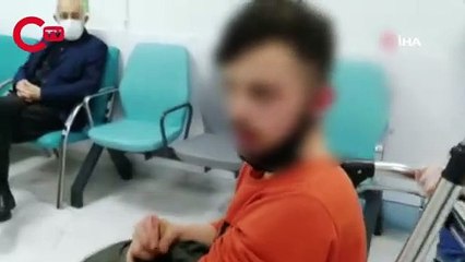 Karnından bıçaklandı, sedyede şarkı söyledi