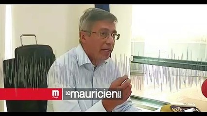 Confinement : le leader de l'opposition, Xavier Duval  réclame des WAP pour les députés