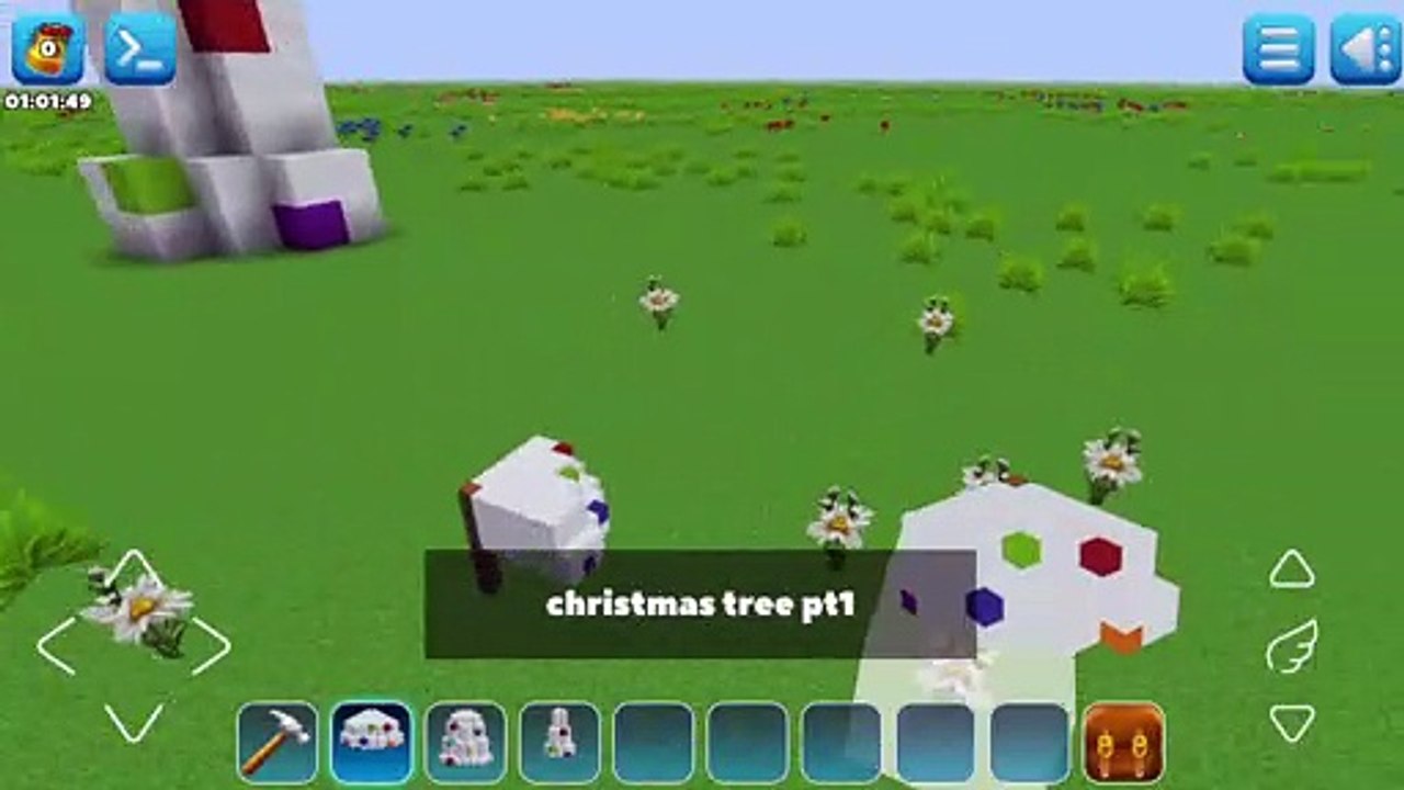 White Christmas Tree ❄️ Custom items in RealmCraft Free Minecraft StyleGame #minecrafttutorial