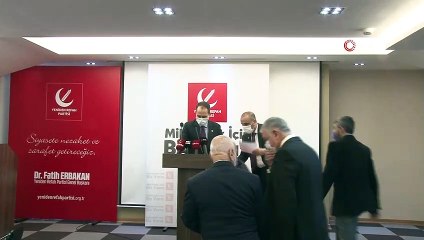 Yeniden Refah Partisi lideri Erbakan: “Bir usul olarak yöntem olarak bu tasvip edilemez”