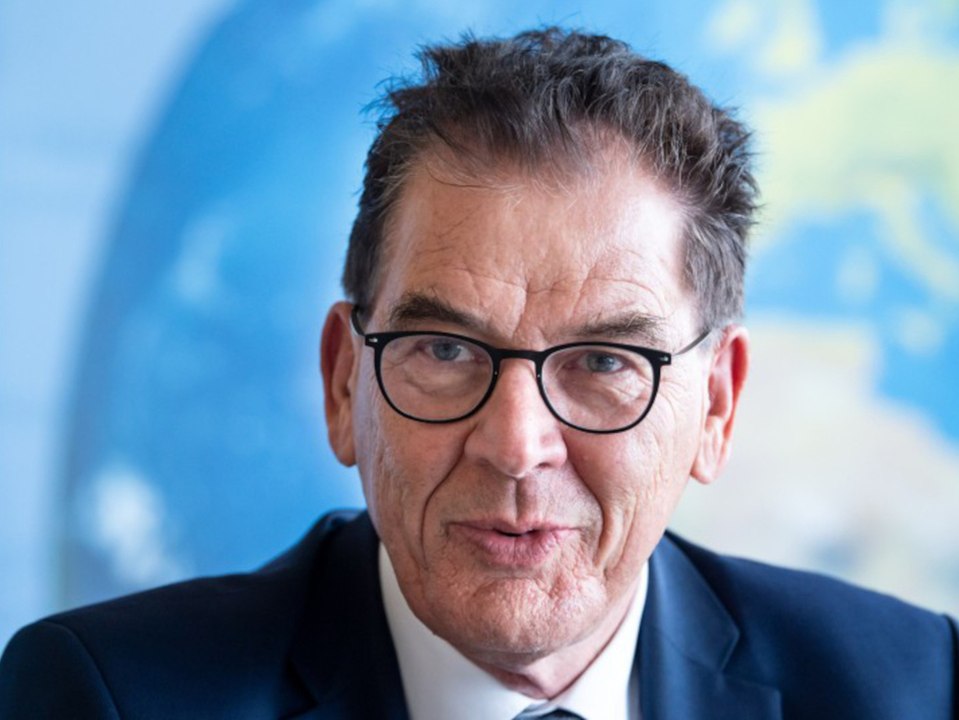 Entwicklungsminister Müller besorgt: Corona nicht die letzte Pandemie?