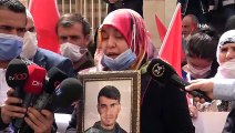 Yüreği yanık 2 aile daha HDP önündeki evlat nöbeti eylemine katıldı