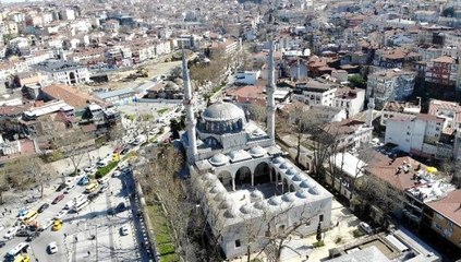 Ramazan Ayı için Vahide Sultan Camii'nde mahyalar hazırlanmaya başlandı
