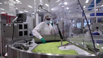 Francia se suma a la fabricación de vacunas contra la COVID-19