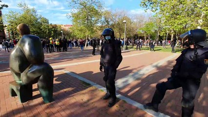 Despliegue policial en el acto de Vox en Vallecas