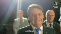 No dia que o Brasil bate recorde de 4 mil mortes por Covid-19, presidente Bolsonaro volta a ironizar alcunha de genocida