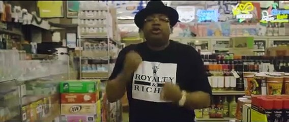 E-40 "Uh Huh" Feat. Yv (Music Video)