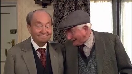 Last Of The Summer Wine S27/E8  'Oh Look! Mitzi's Found Her Mummy'. Peter Sallis, Frank Thornton, June Whitfield