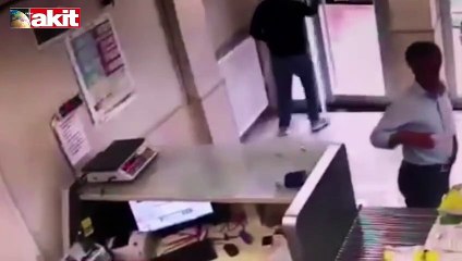 PTT çalışanına sille tokat dayak