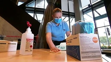 Victoria's revamped hotel program begins as international flights resume