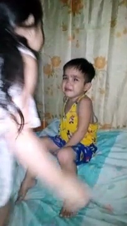 Ganian ang mga bata kapag iniiwan ng mga magula...