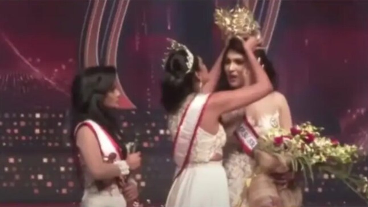 Mrs World 2019 snatches Sri Lankan pageant winner’s crown off her head. Watch
