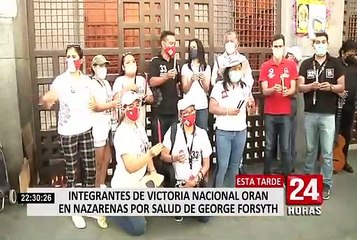 Integrantes de Victoria Nacional oran en Iglesia Las Nazarenas por la salud de George Forsyth