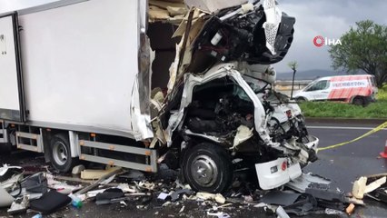 İzmir'de feci kaza: 1 ölü, 1 ağır yaralı