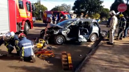 Vítima ficam gravemente feridas em acidente no Bairro Periolo