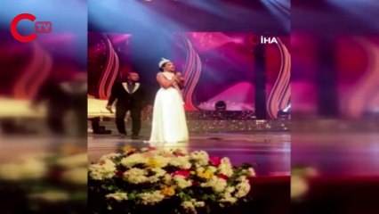 Yeni Sri Lanka güzelinin tacını zorla alan "2019 güzeli" gözaltına alındı