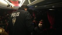 Otobüste yurda yasa dışı yollarla girdiği belirlenen 5 Afganistanlı yakalandı