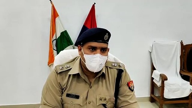 पुलिस टीम के उत्साहवर्धन हेतु पुलिस अधीक्षक महोदय द्वारा 5000 रू का पुरस्कार प्रदान किया गया