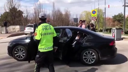 İYİ Partili Durmuş Yılmaz, TBMM yerleşkesindeki trafik kazasında yaralandı