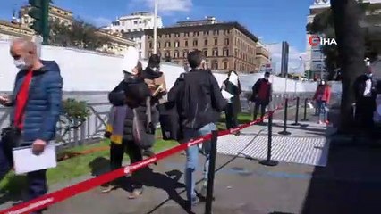 - İtalya’da AstraZeneca aşısı sadece 60 yaş üzerine yapılacak