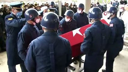 Bursa şehidi son yolculuğuna uğurladı