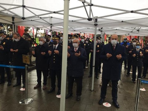 TÜRK POLİS TEŞKİLATININ KURULUŞUNUN 176. YILINDA EDİRNEKAPI'DA ŞEHİTLER ANILDI