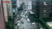 Eyüpsultan'da sokak ortasında silahlı çatışma anı kameraya yansıdı!