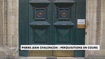 Perquisitions en cours au Palais Vivienne, le domicile de Pierre Jean Chalençon où auraient eu lieu des dîners clandestins